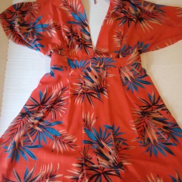 Tropical Print Mini Dress Deep V Cut Front And Back Belted Pleated Front - Picture 6 of 10